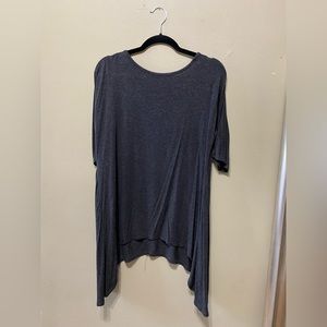 Flowy grey top, super comfortable